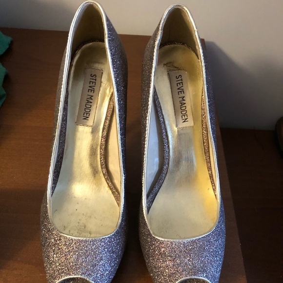 Steve Madden Pumps - Picture 4 of 5